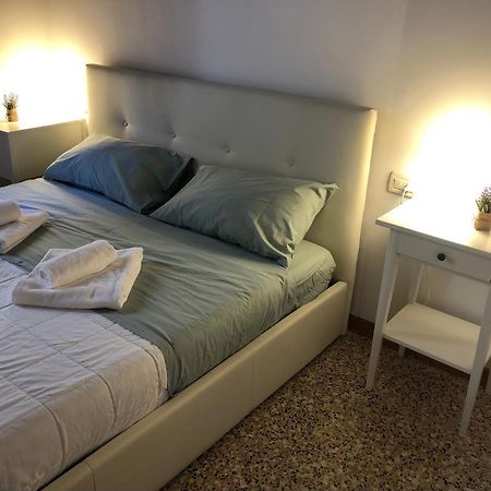 Salamon Guest House Венеция Екстериор снимка