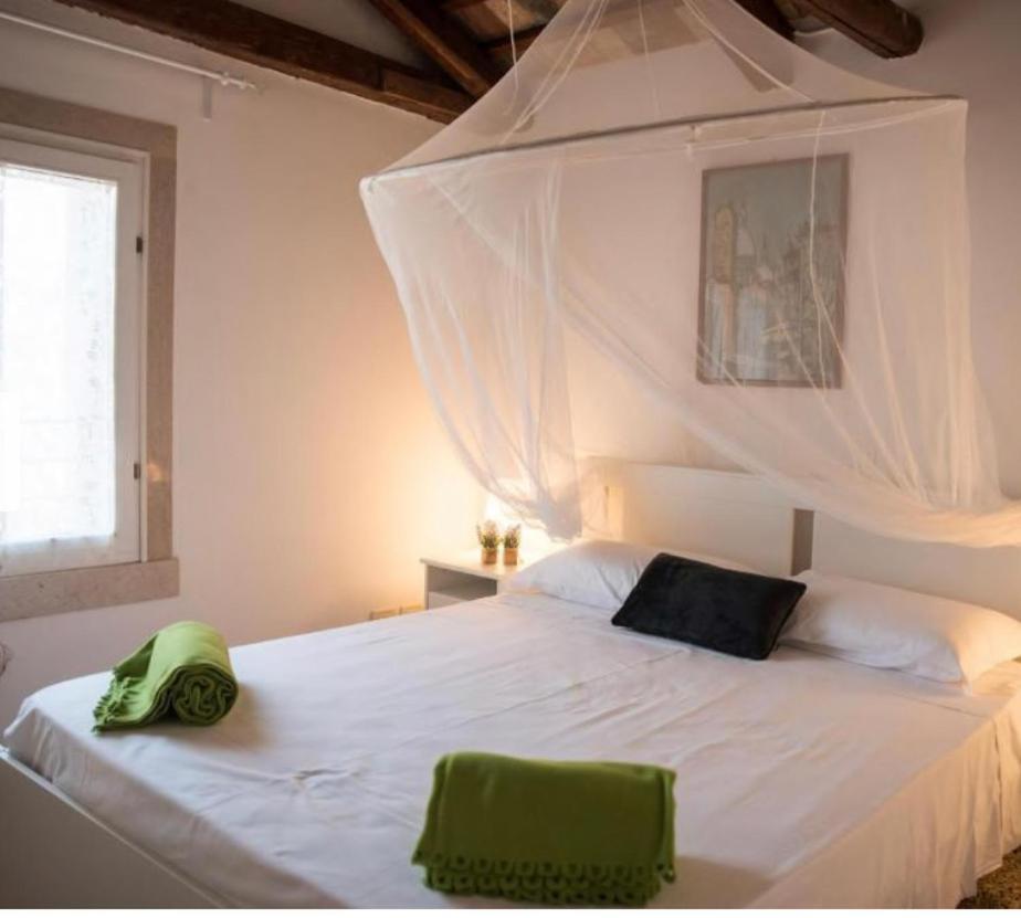 Salamon Guest House Венеция Екстериор снимка