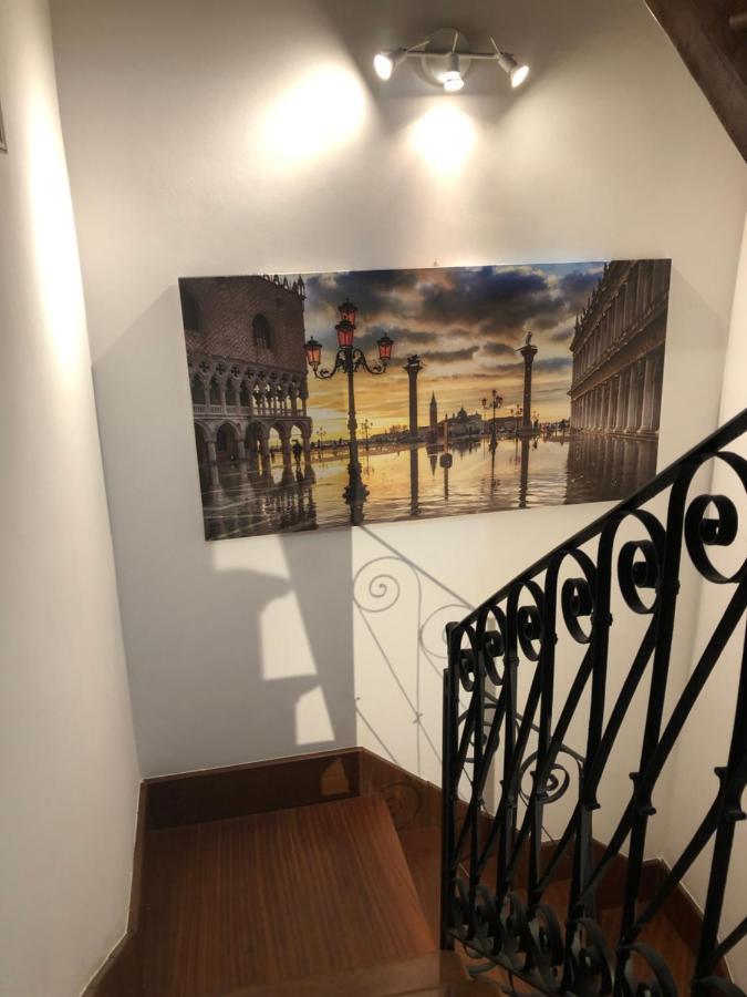 Salamon Guest House Венеция Екстериор снимка